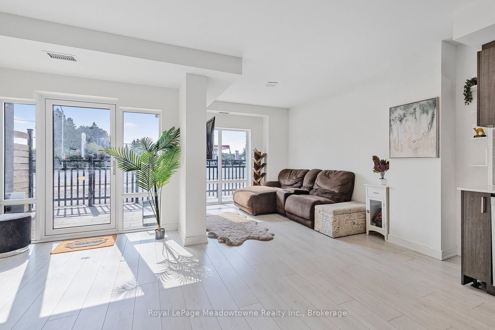 8010 Derry Road, Unit TH 107 thumbnail 12