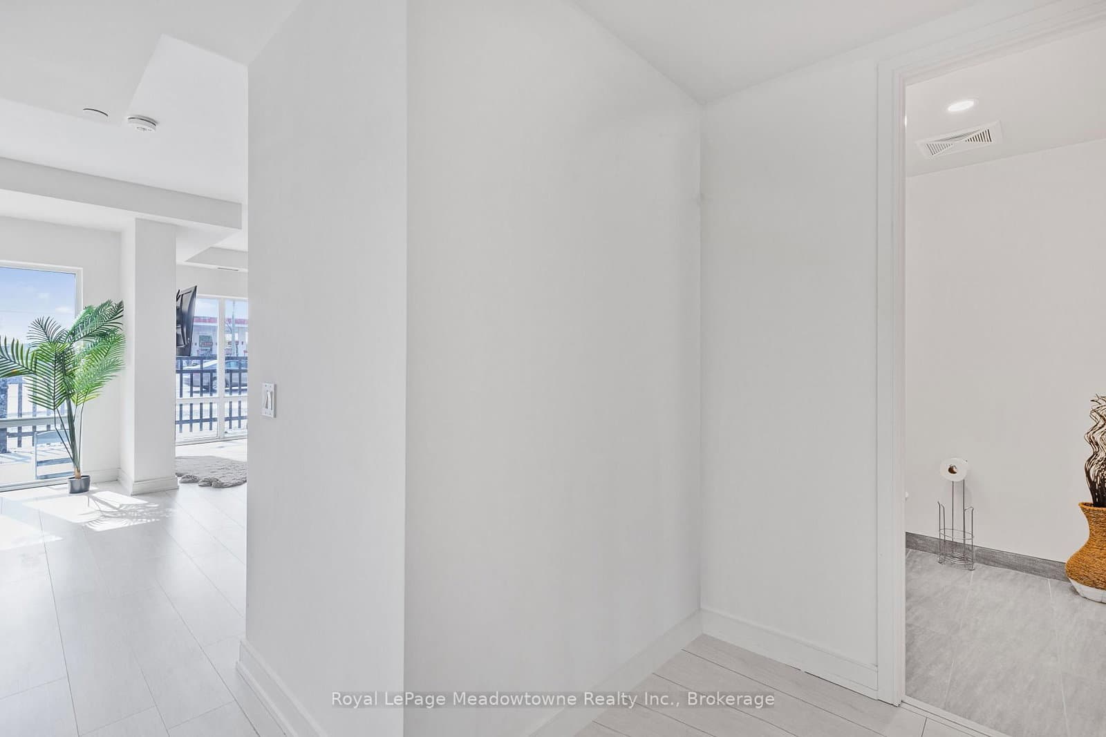 8010 Derry Road, Unit TH 107 thumbnail 6
