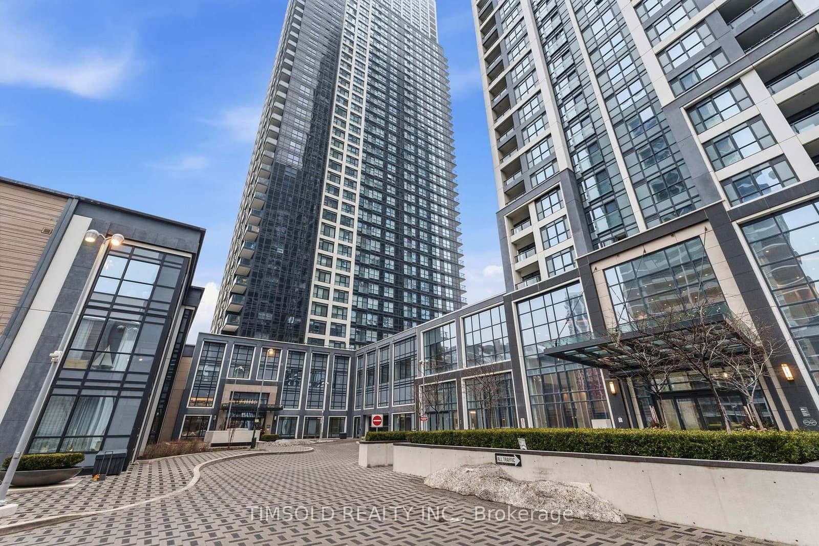 5 Mabelle Avenue, Unit 4136