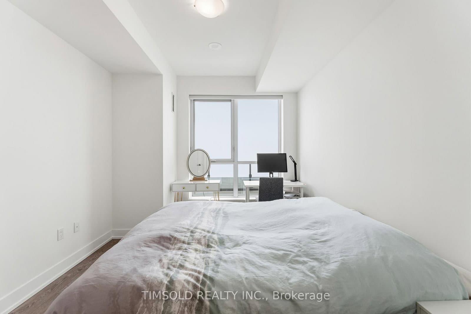5 Mabelle Avenue, Unit 4136 thumbnail 24