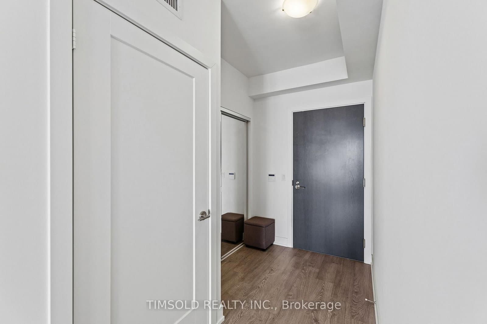 5 Mabelle Avenue, Unit 4136 thumbnail 6