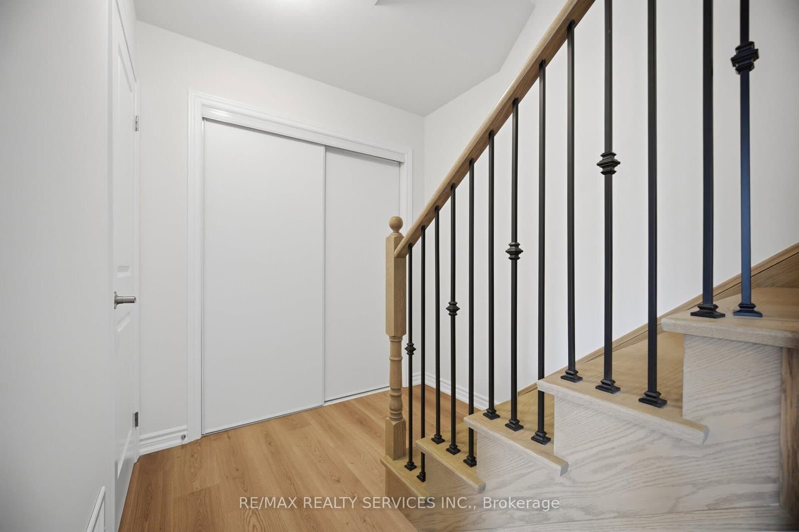 581 Tim Manley Avenue S thumbnail 27