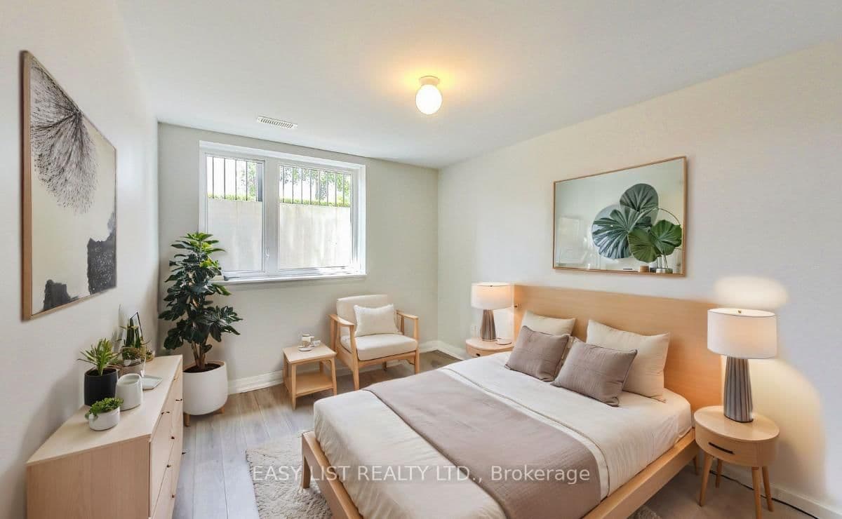 1210 Main Street E, Unit 102 thumbnail 8