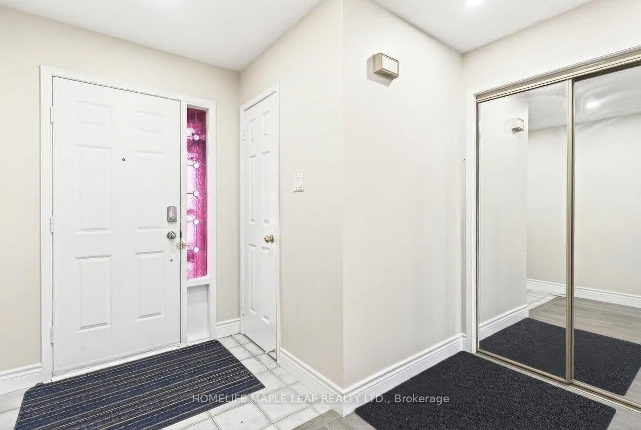 735 Constellation Drive thumbnail 2