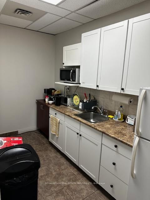 235 Lakeshore Road E, Unit 200 thumbnail 10