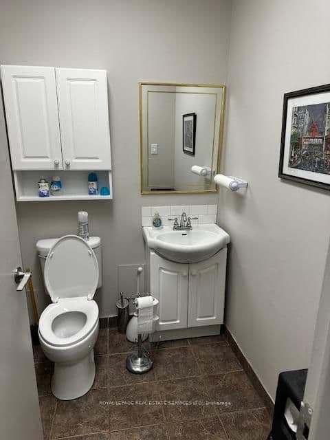 235 Lakeshore Road E, Unit 200 thumbnail 11
