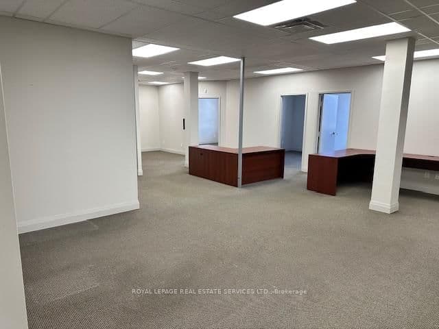 235 Lakeshore Road E, Unit 200 thumbnail 3