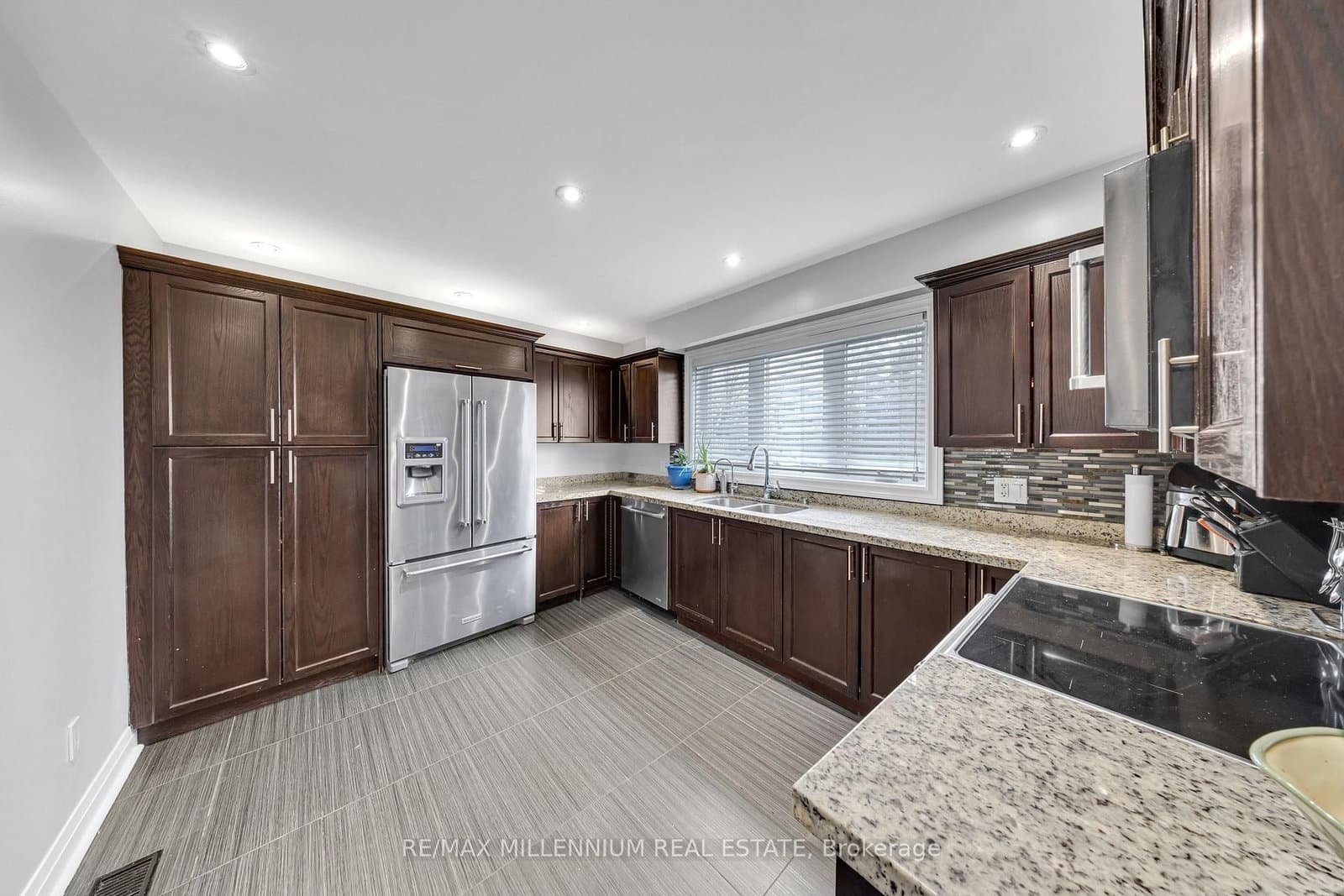 10 Grandravine Drive, Unit 5 thumbnail 10