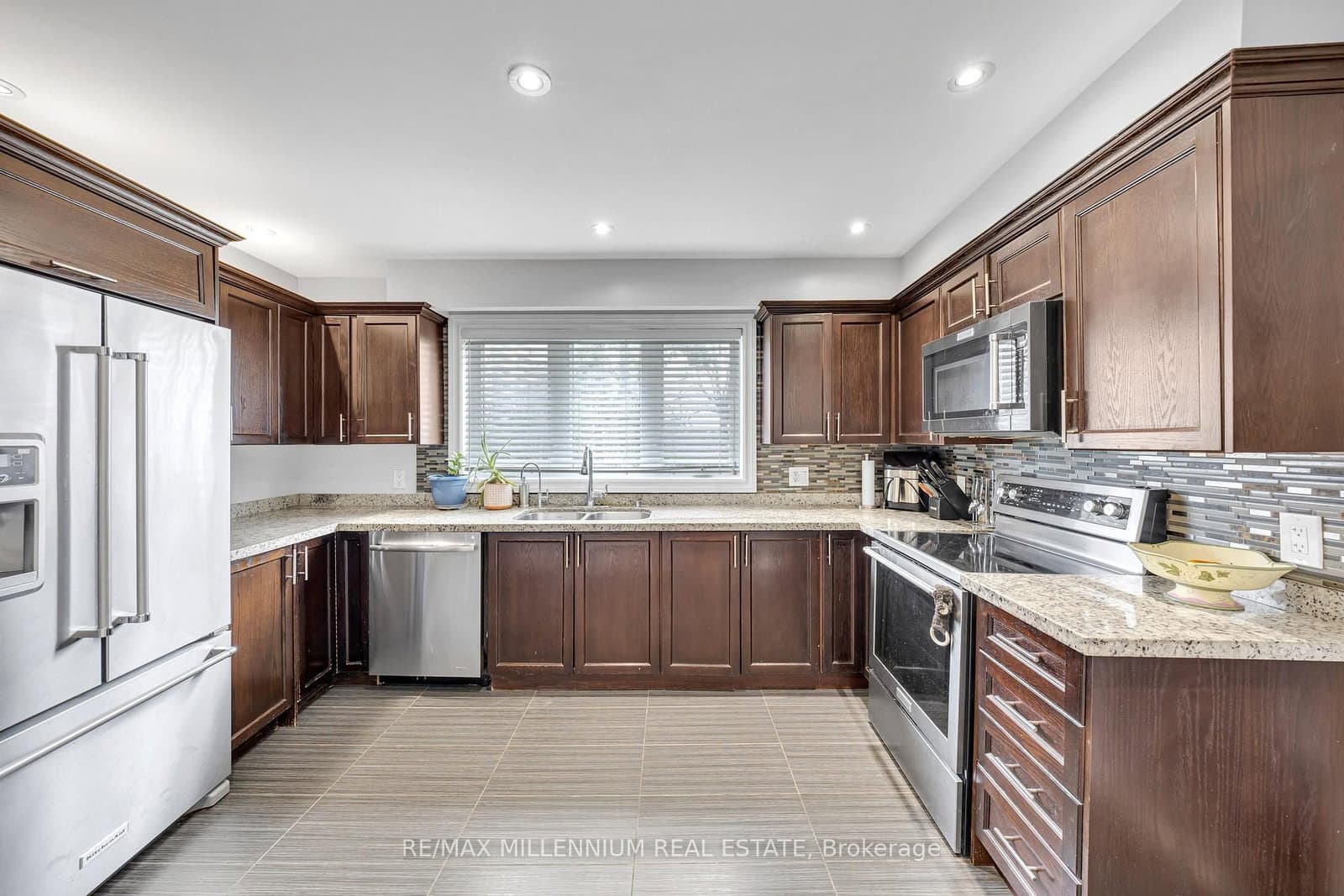 10 Grandravine Drive, Unit 5 thumbnail 11