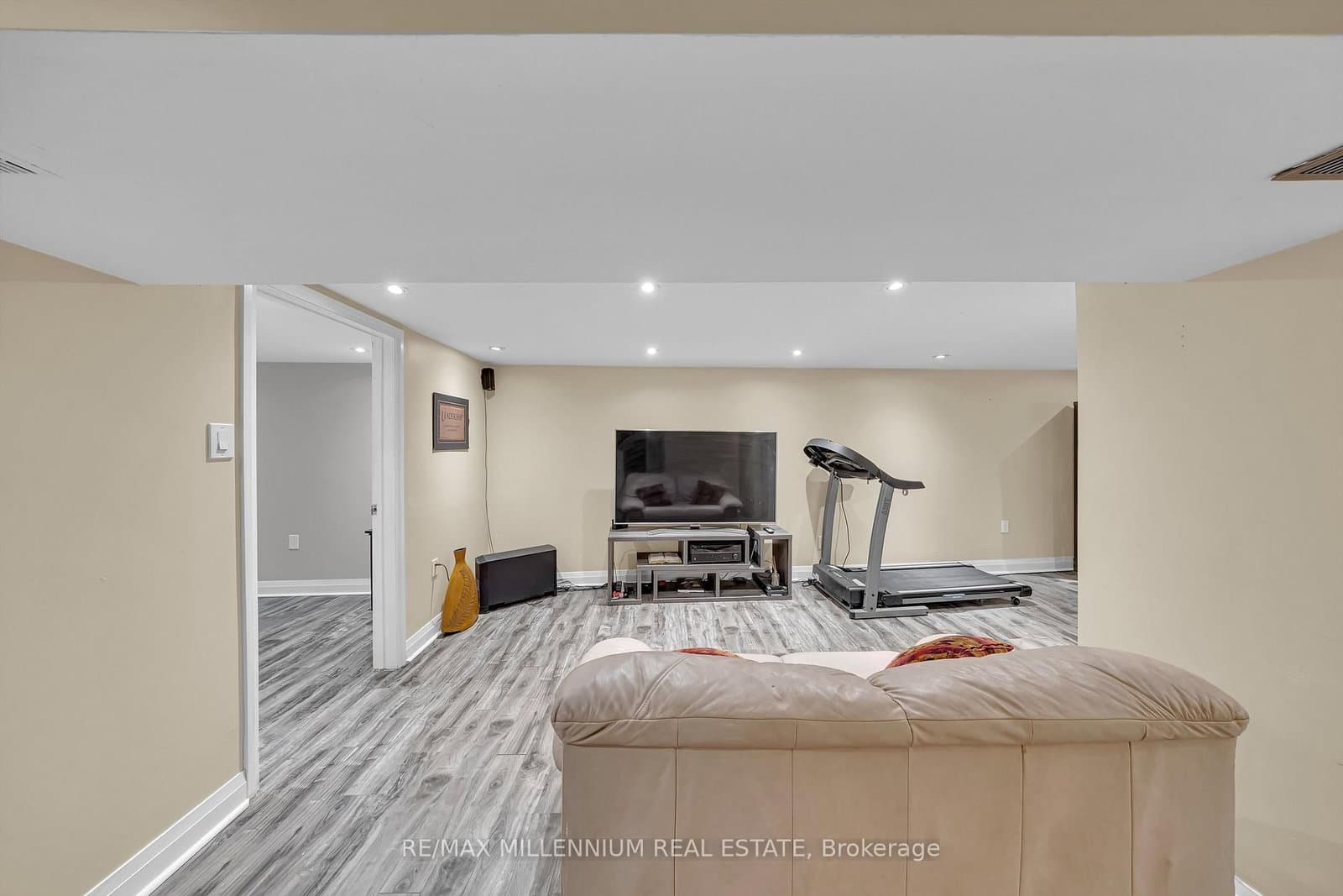 10 Grandravine Drive, Unit 5 thumbnail 26