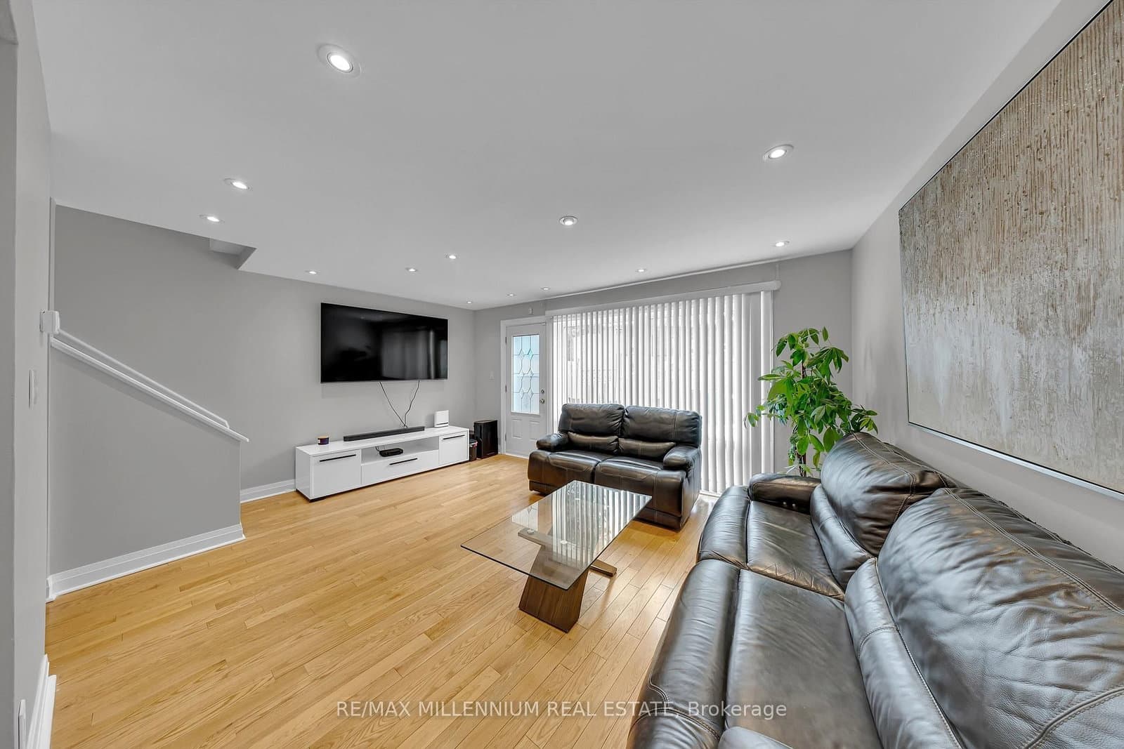 10 Grandravine Drive, Unit 5 thumbnail 4