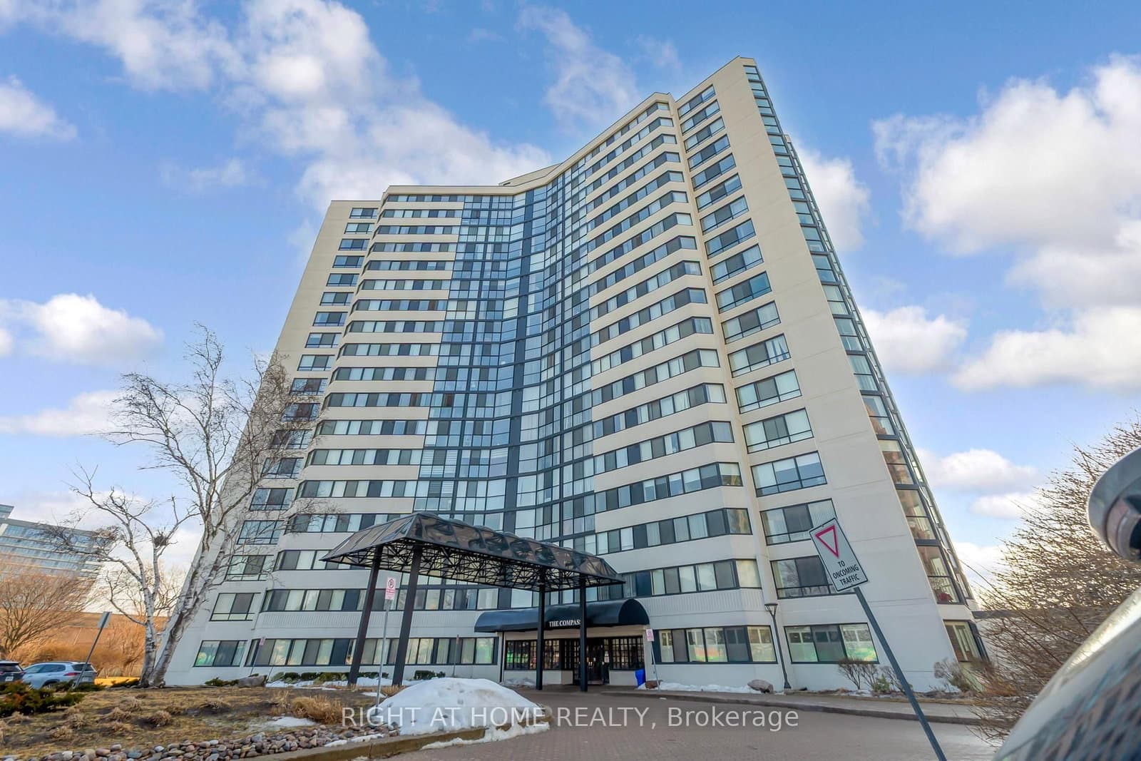 #1507 - 1360 Rathburn Road E