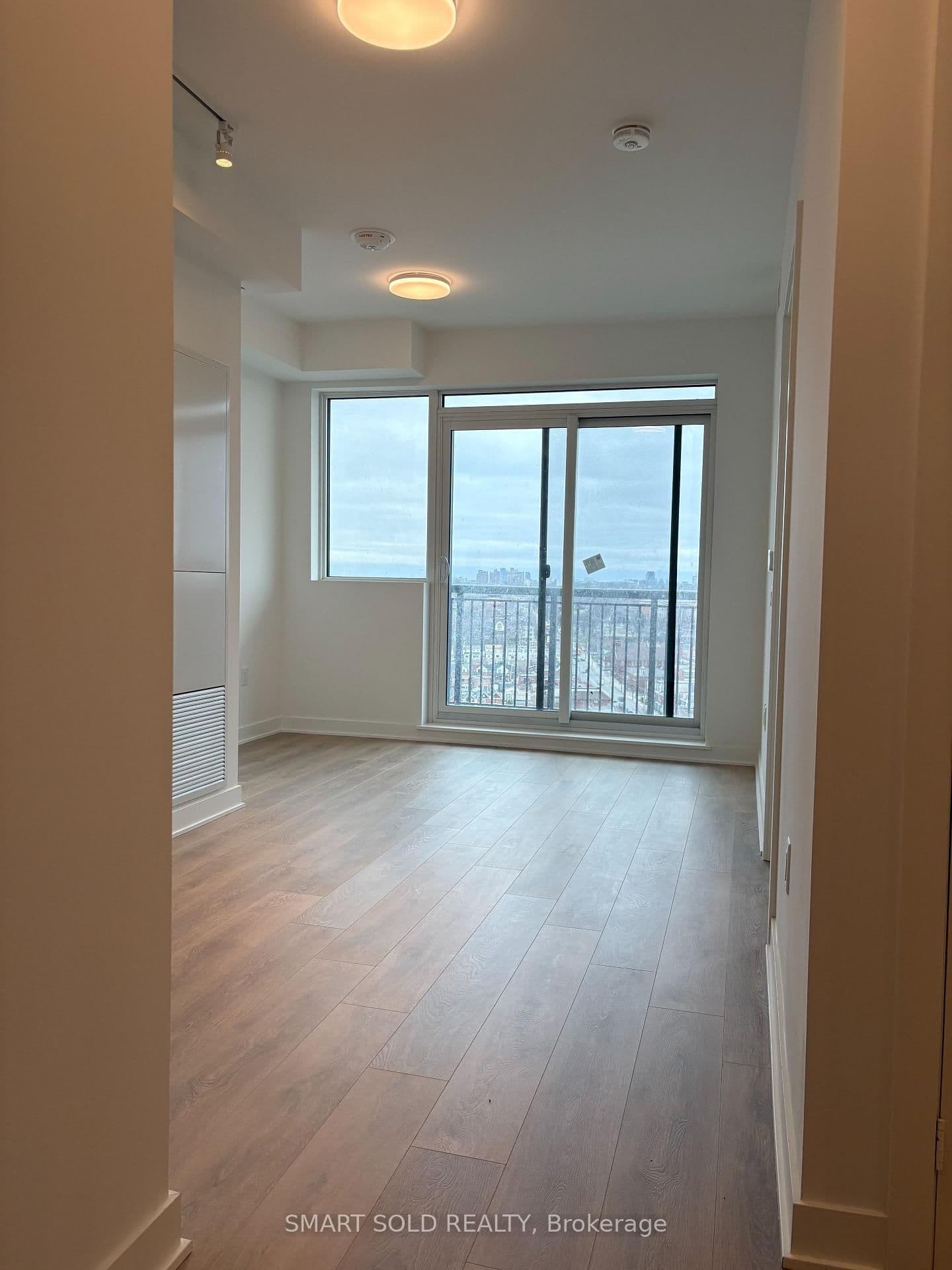 1185 Dupont Street, Unit 1403