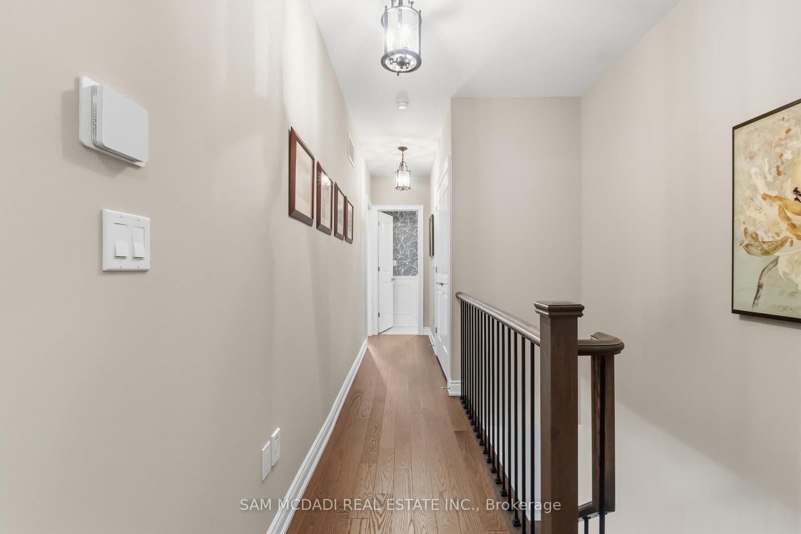 2029 Queensborough Gate thumbnail 26