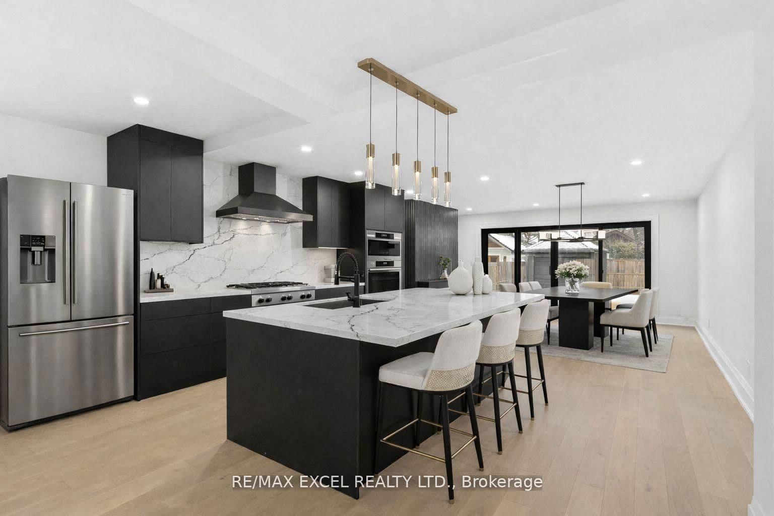 34 Raymond Avenue - Image 1
