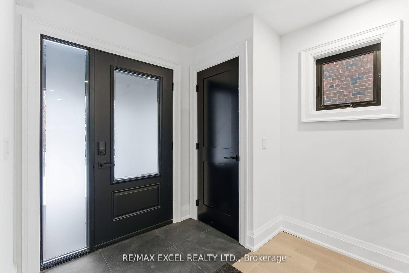 34 Raymond Avenue thumbnail 5