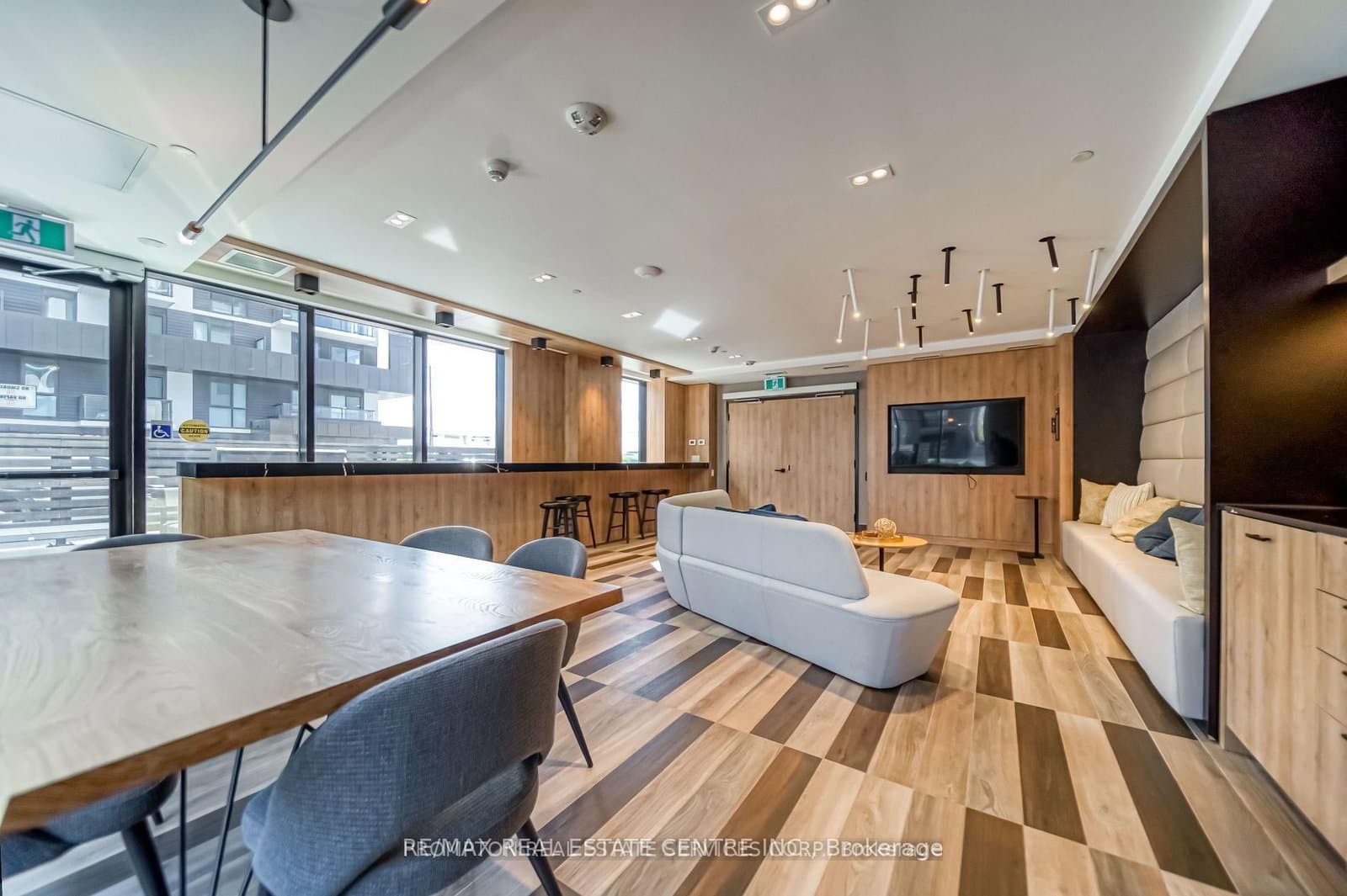345 Wheat Boom Drive, Unit #102 thumbnail 6