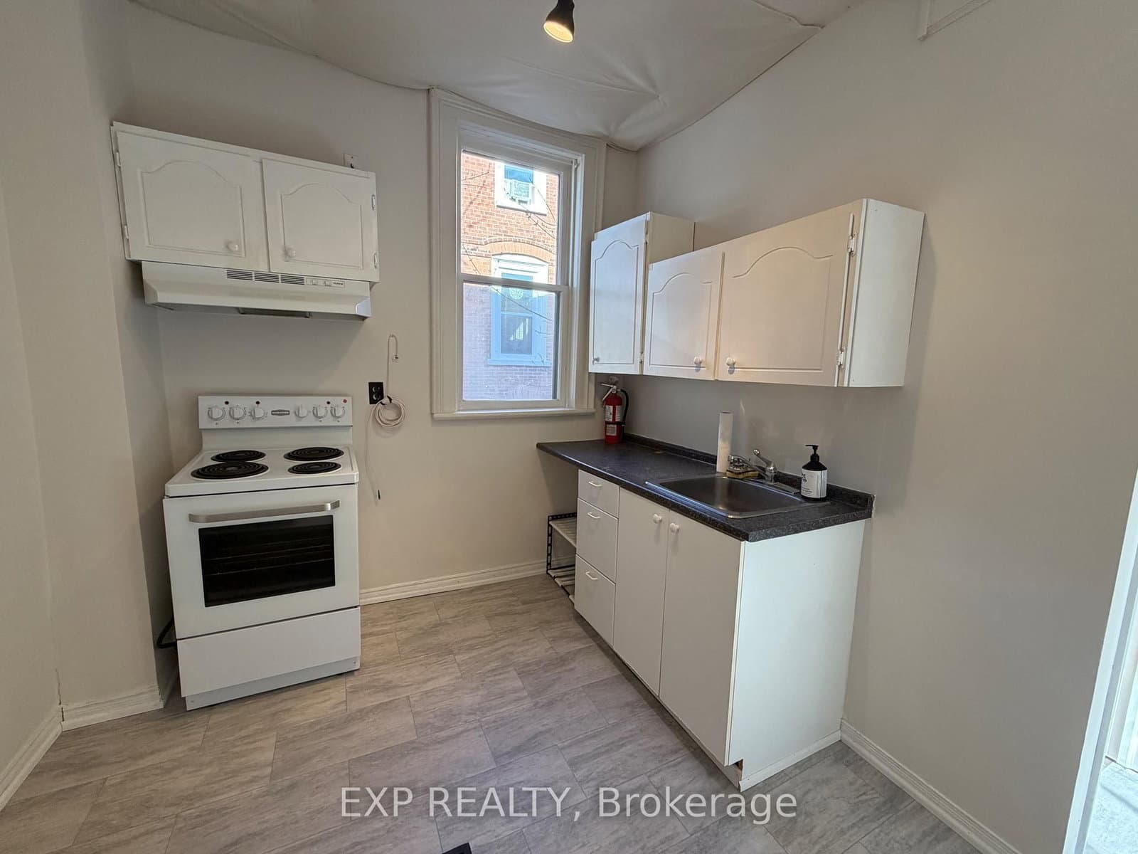 30 First Avenue, Unit Main thumbnail 20