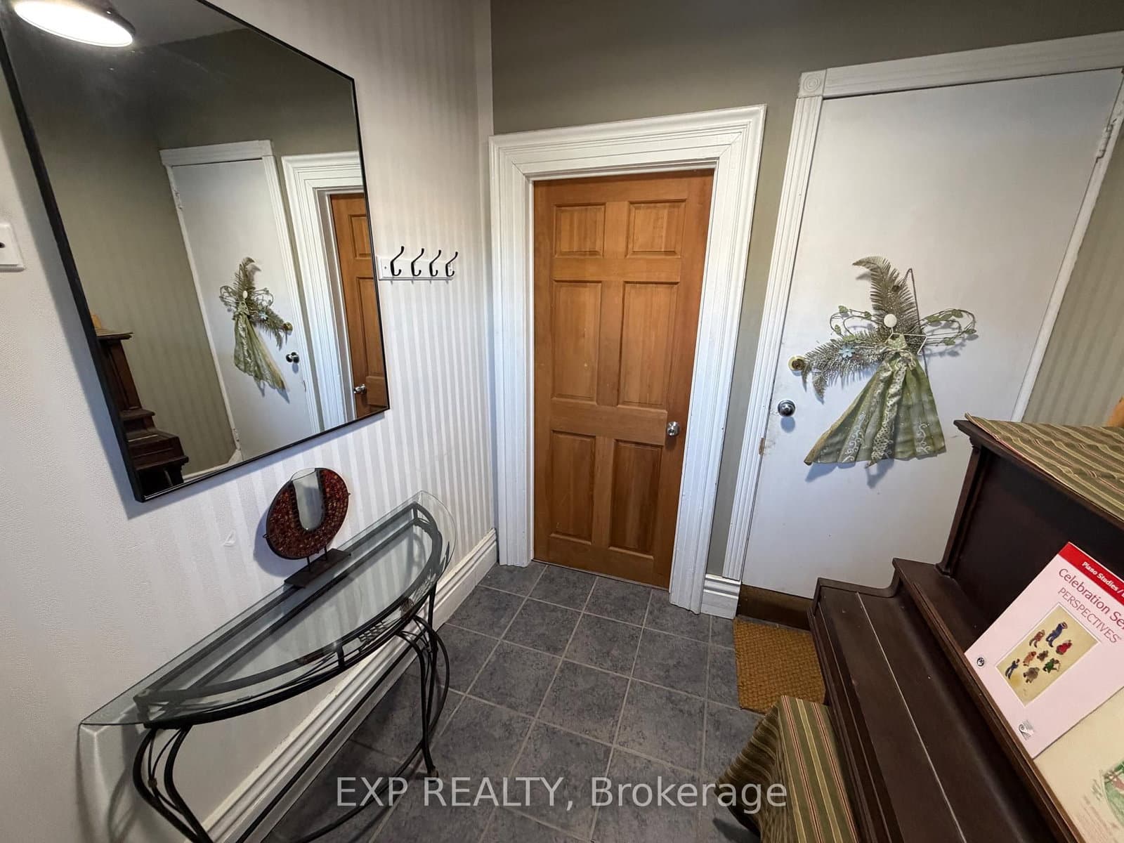 30 First Avenue, Unit Main thumbnail 23
