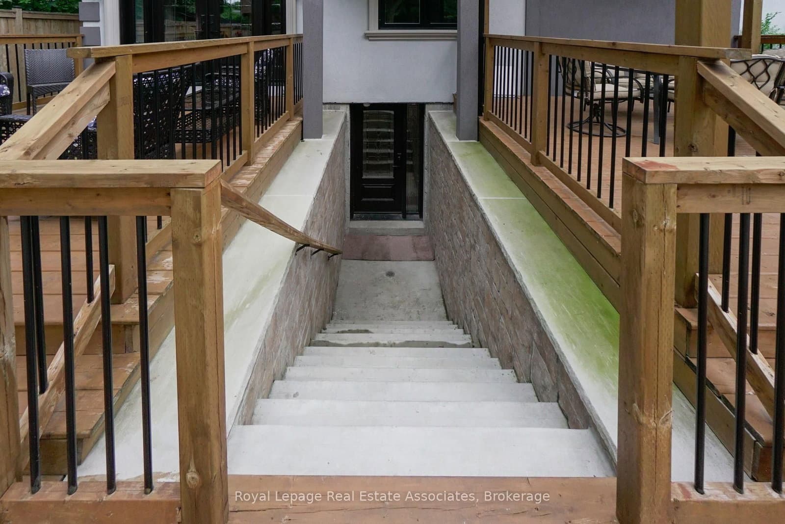 96 Elmcrest Road thumbnail 34