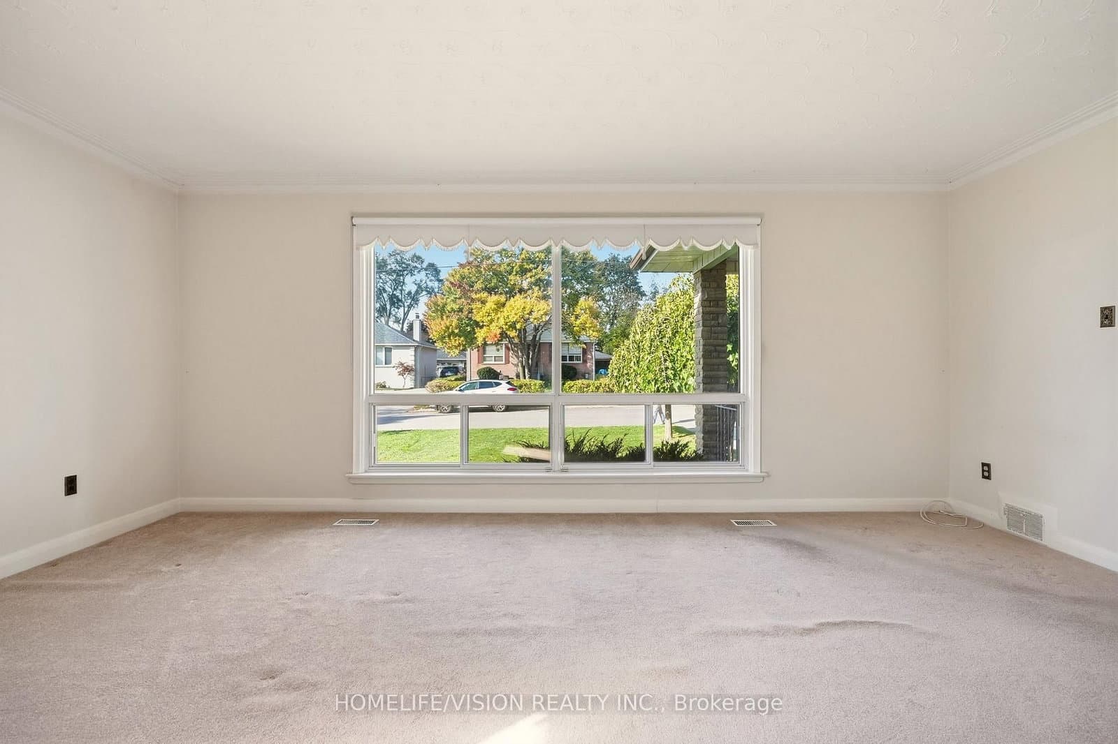 239 Epsom Downs Drive thumbnail 17