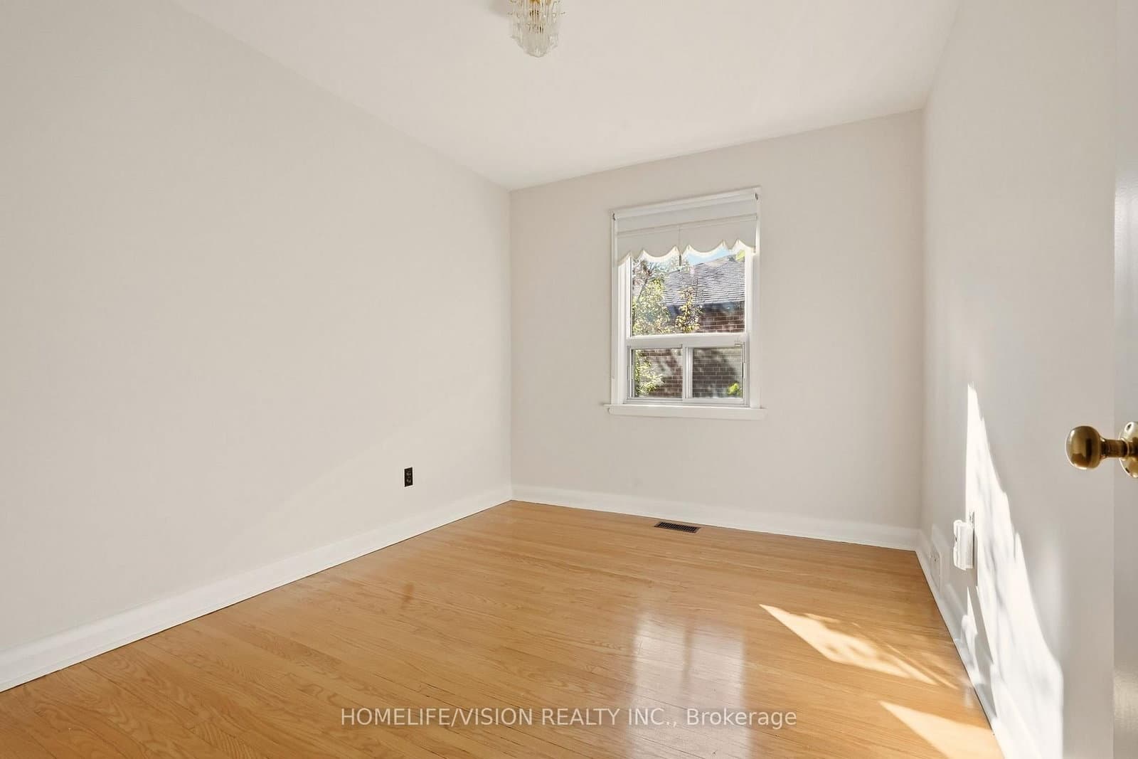 239 Epsom Downs Drive thumbnail 22