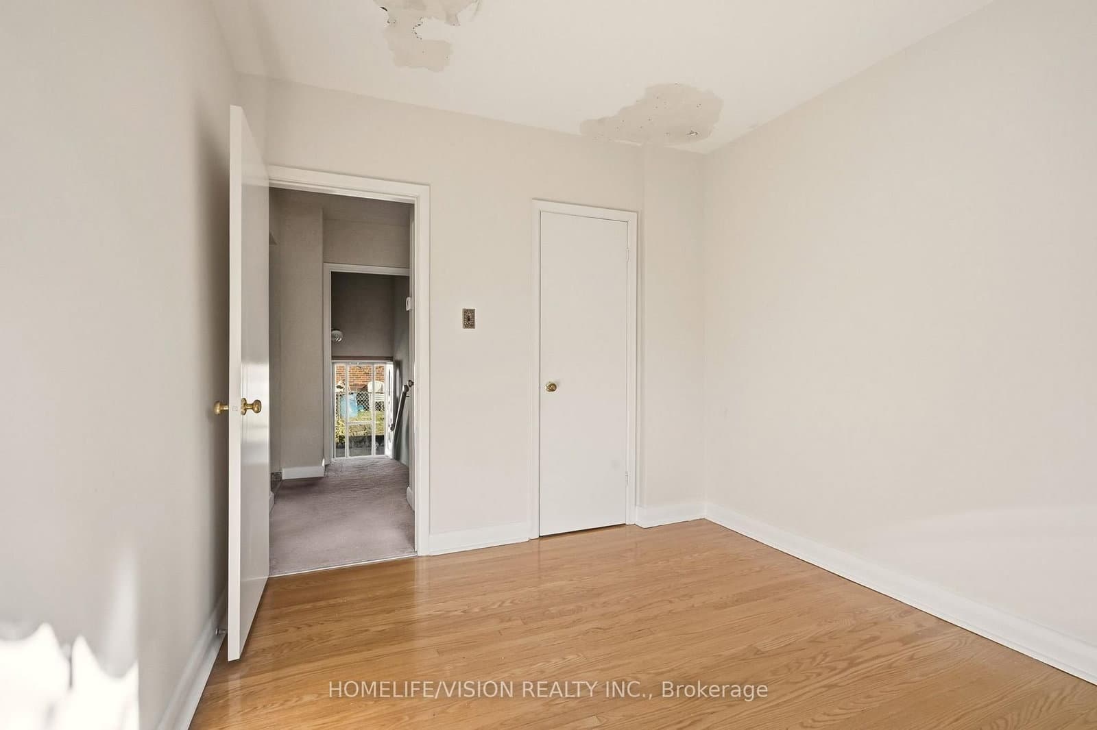 239 Epsom Downs Drive thumbnail 23