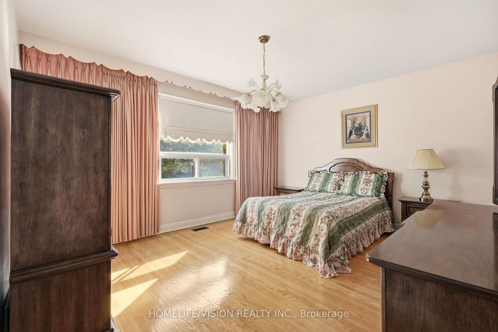 239 Epsom Downs Drive thumbnail 24