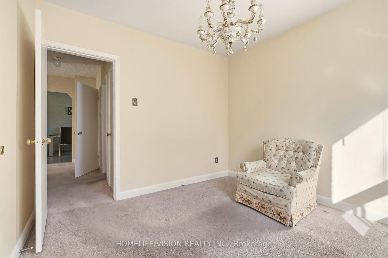 239 Epsom Downs Drive thumbnail 28