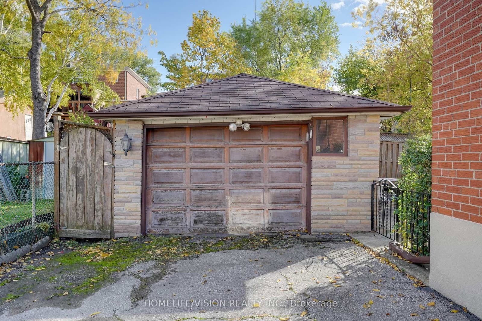 239 Epsom Downs Drive thumbnail 49