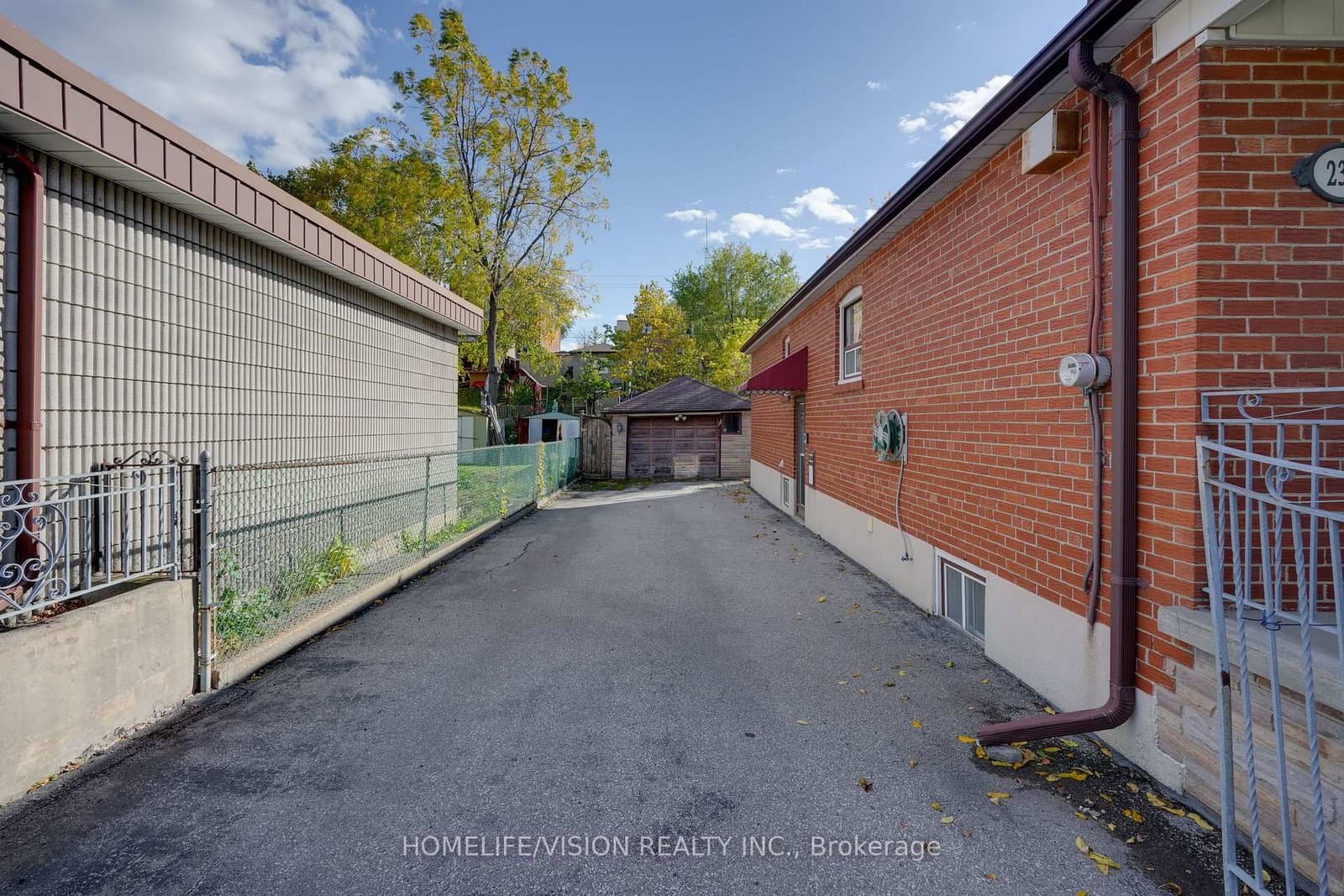 239 Epsom Downs Drive thumbnail 7