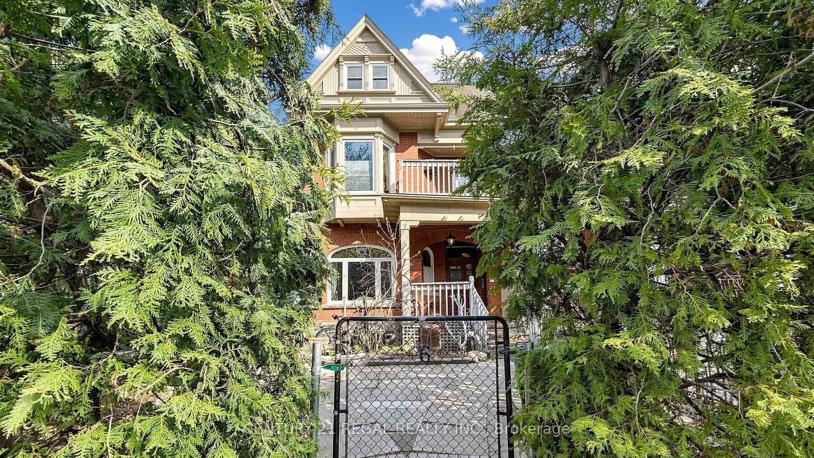 26 MACDONELL Avenue - Image 1