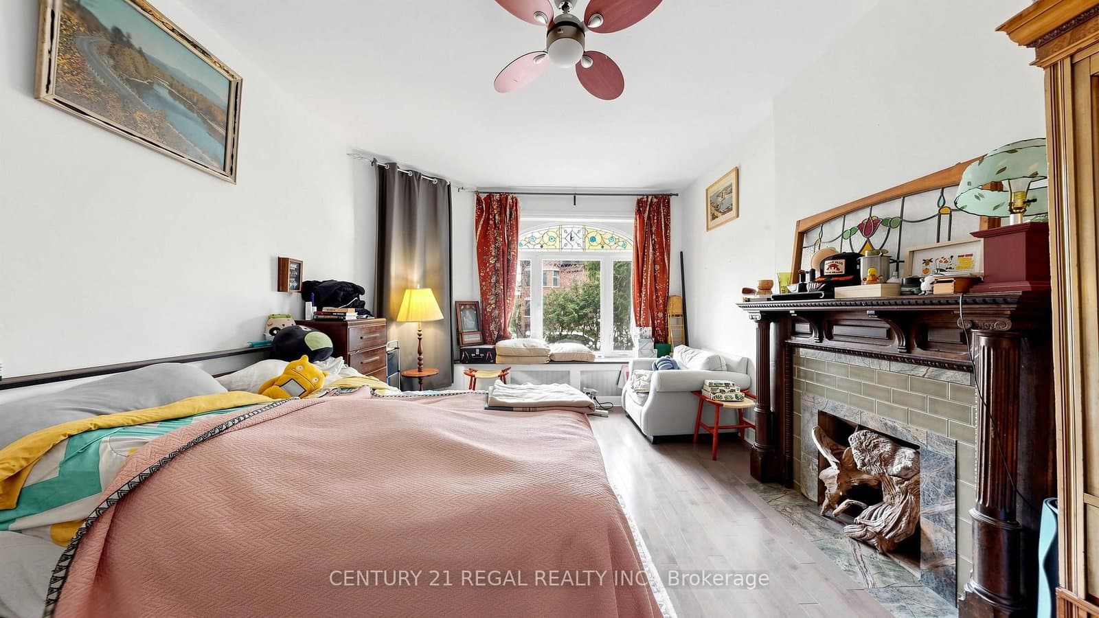 26 MACDONELL Avenue thumbnail 11