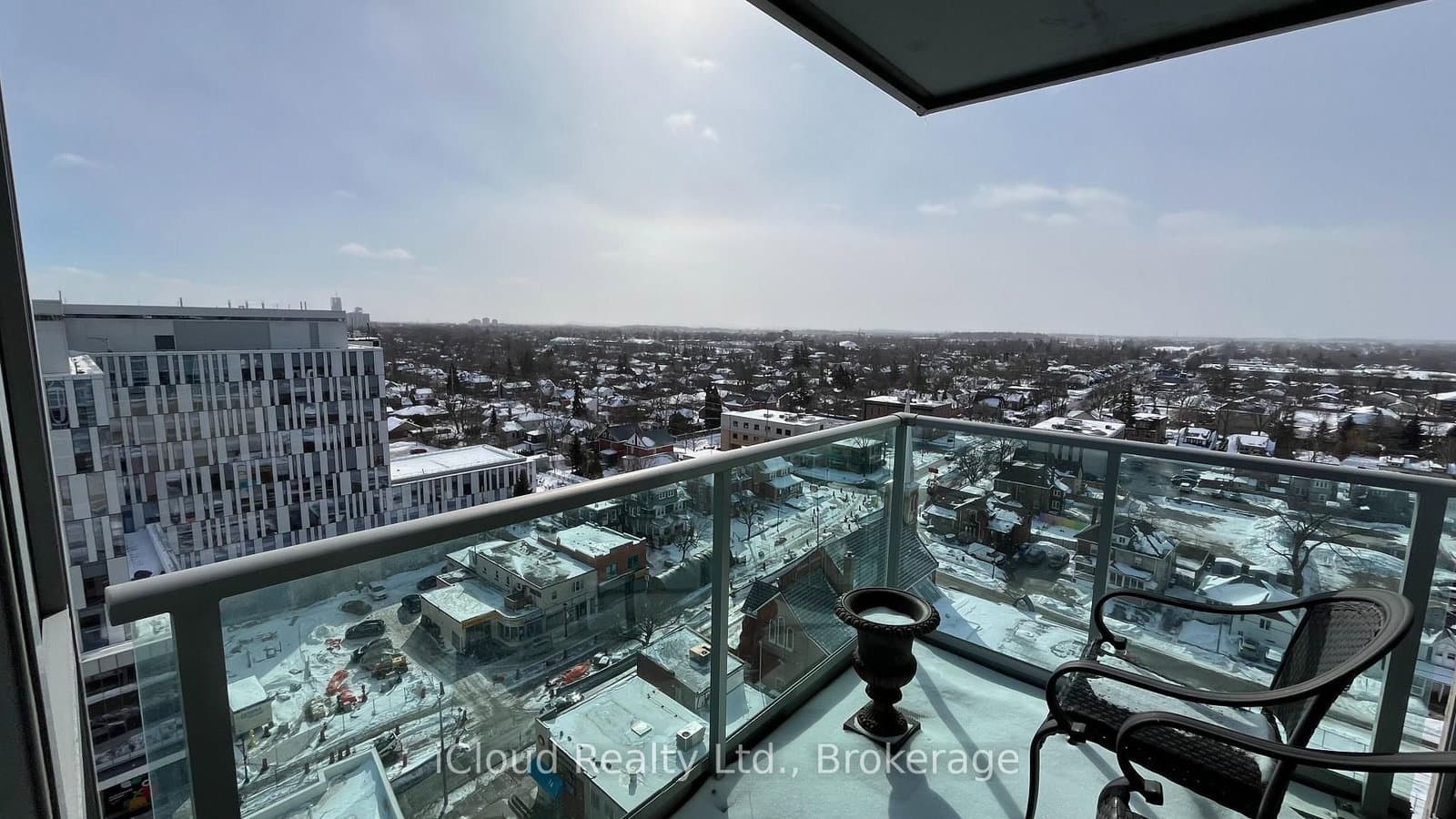 #1406 - 9 George Street N