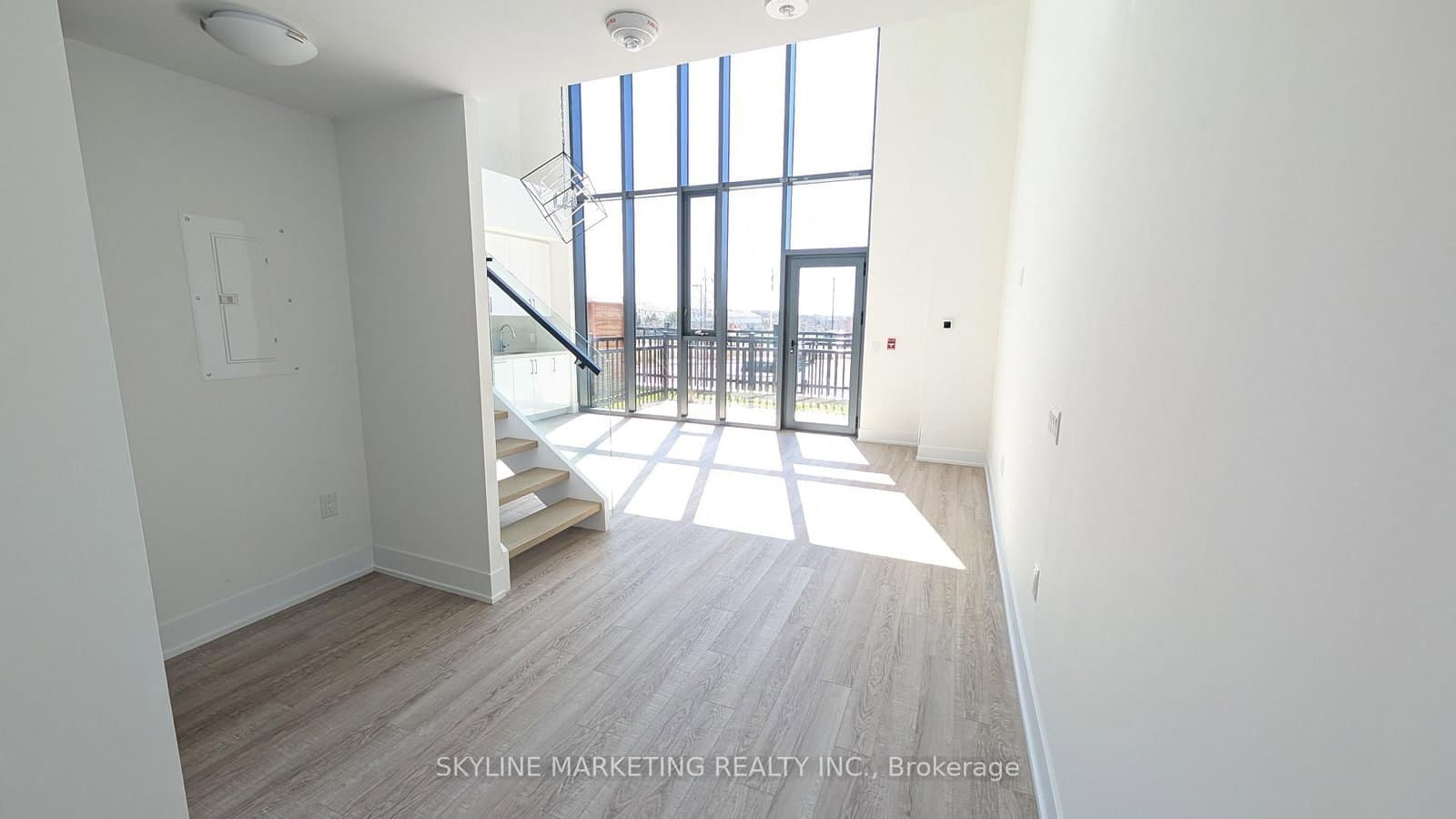 #102 - 2450 Old Bronte Road