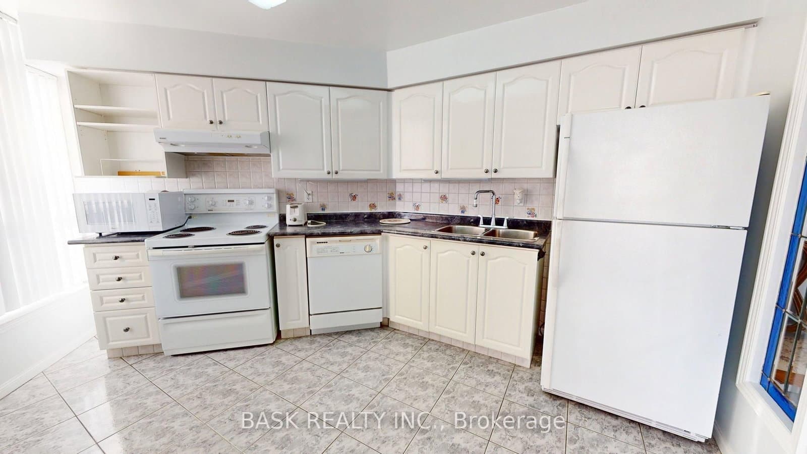 12 Laurelcrest Street, Unit 907 thumbnail 11
