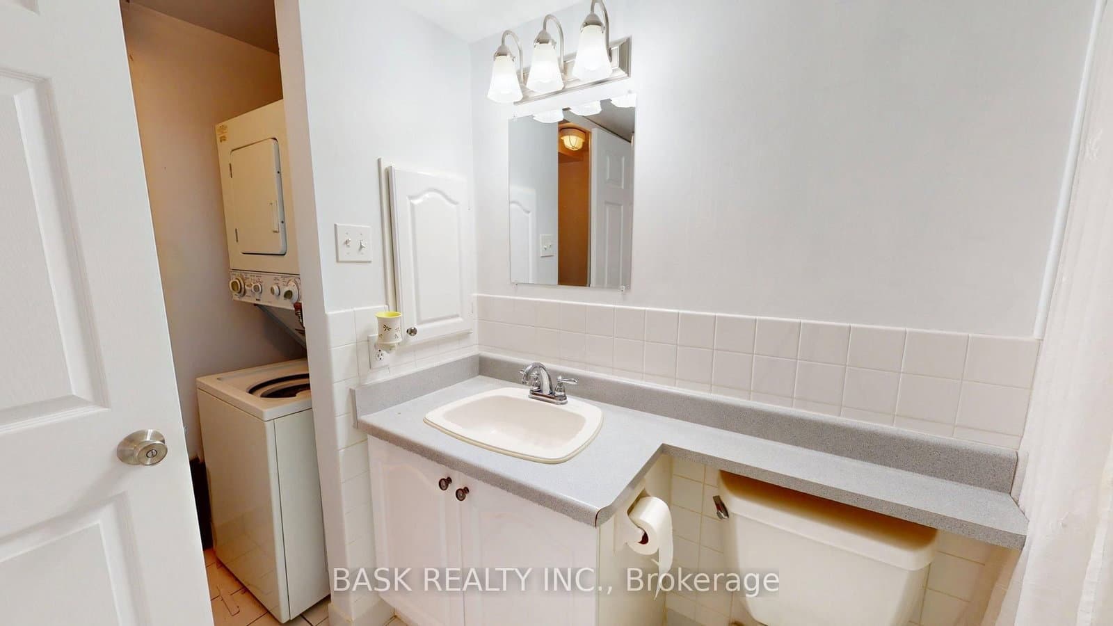 12 Laurelcrest Street, Unit 907 thumbnail 18