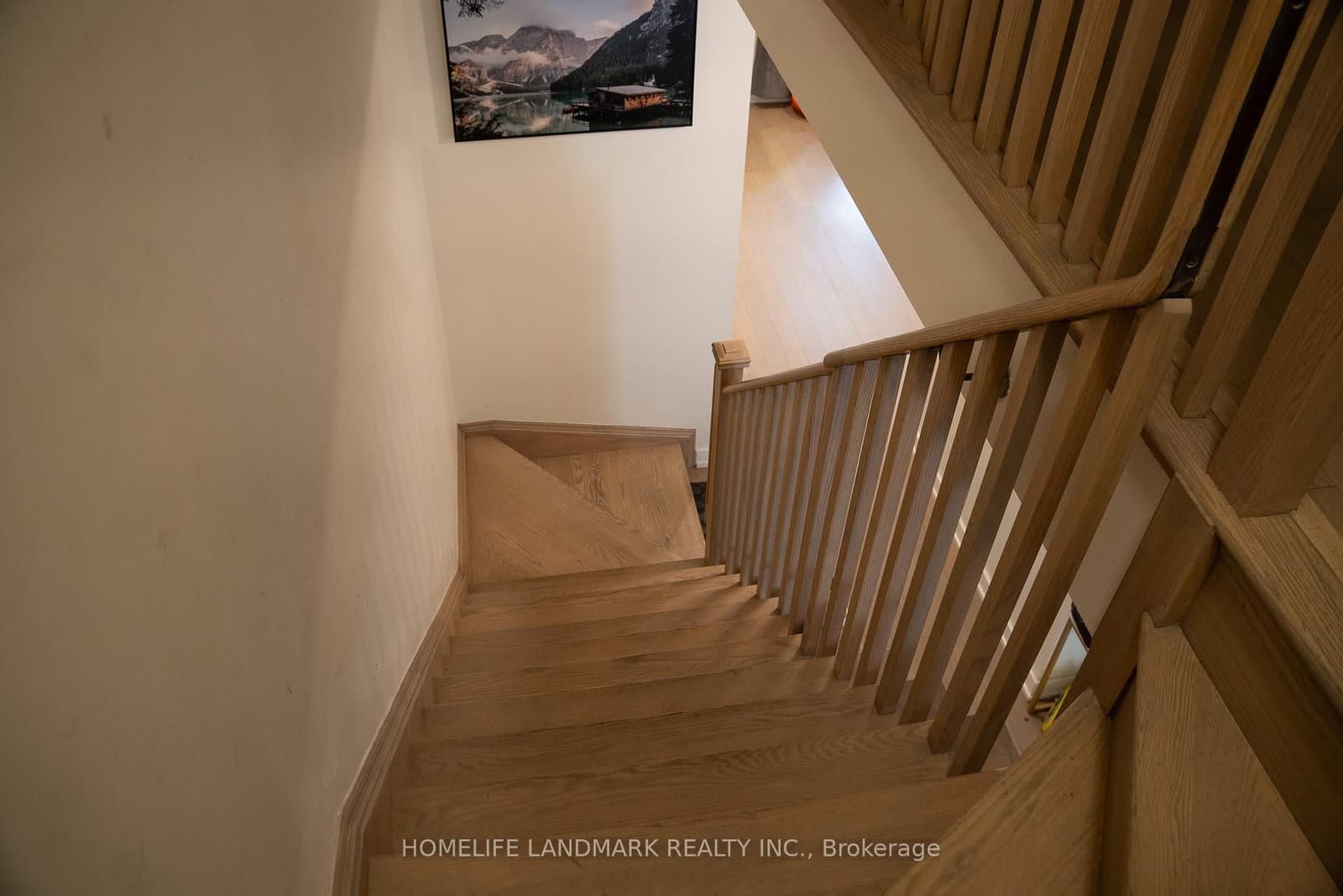 110 William Duncan Road thumbnail 9