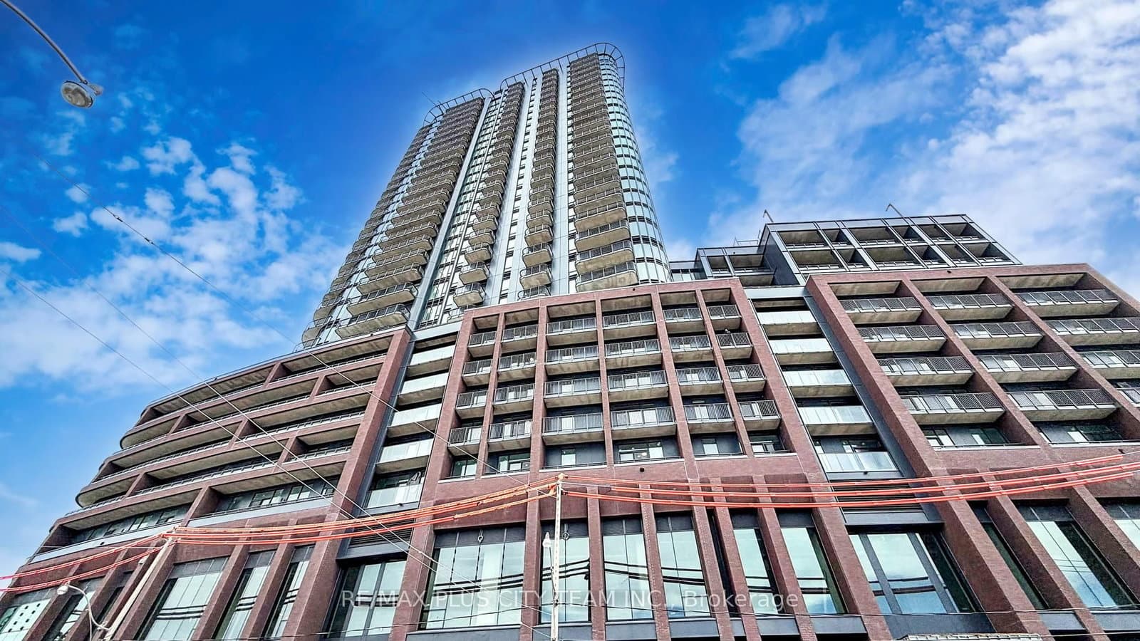 1185 Dupont Street, Unit 2211