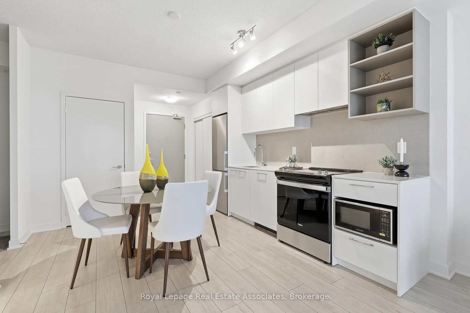 260 Malta Avenue, Unit 1106 thumbnail 11