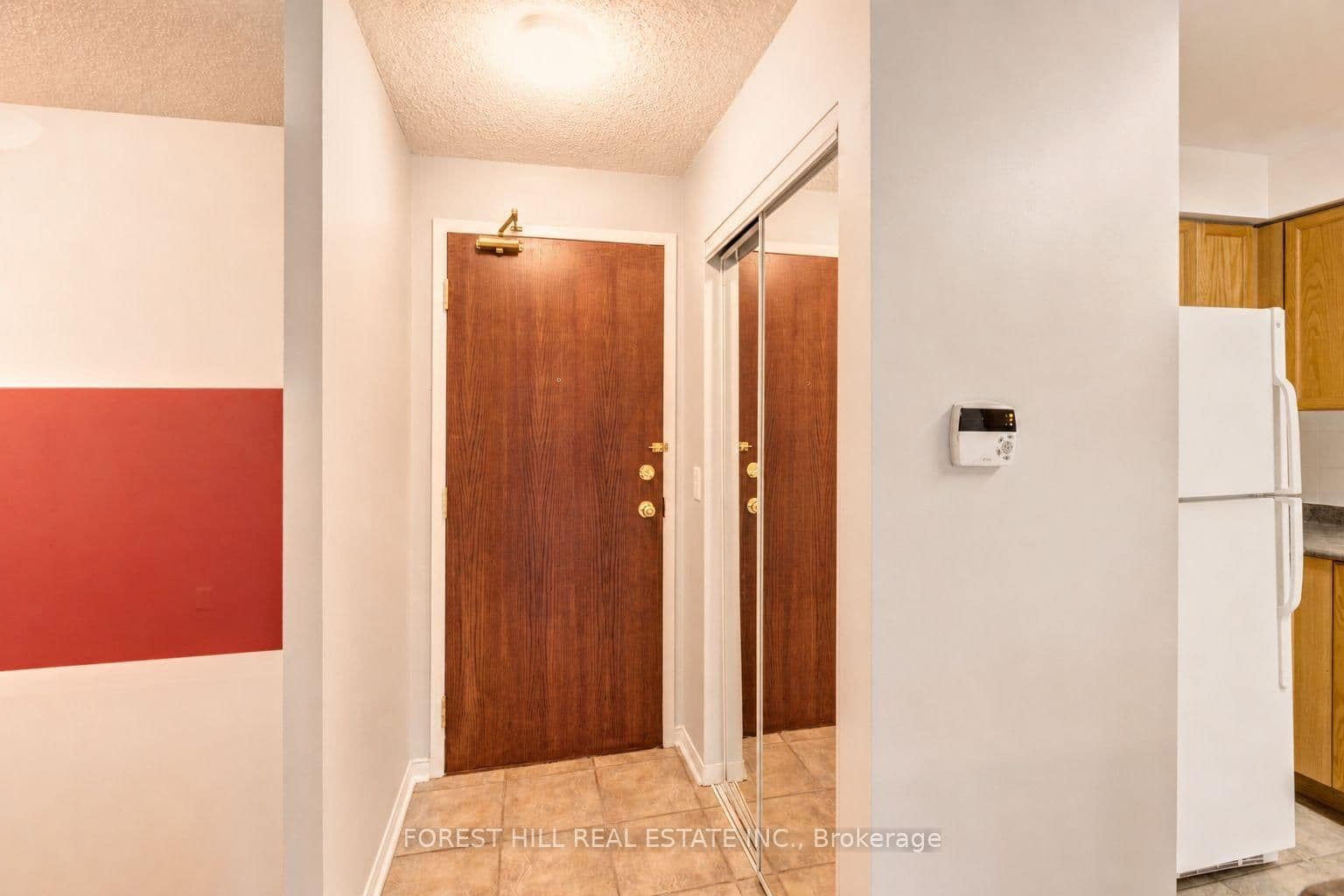 17 Michael Power Place, Unit 709 thumbnail 3