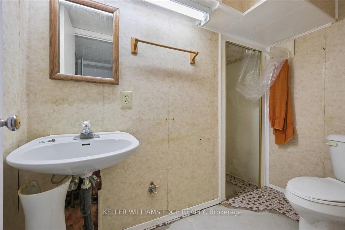 2117 Edinburgh Drive thumbnail 33