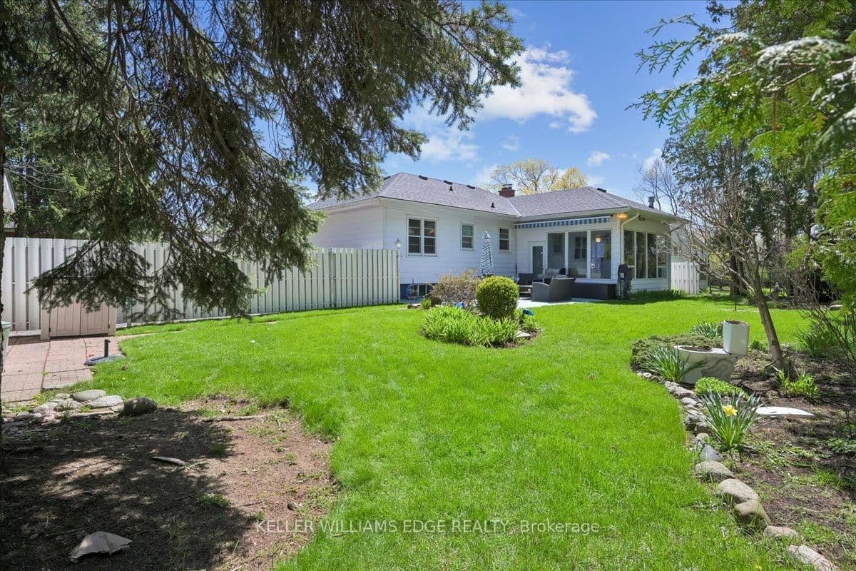 2117 Edinburgh Drive thumbnail 44
