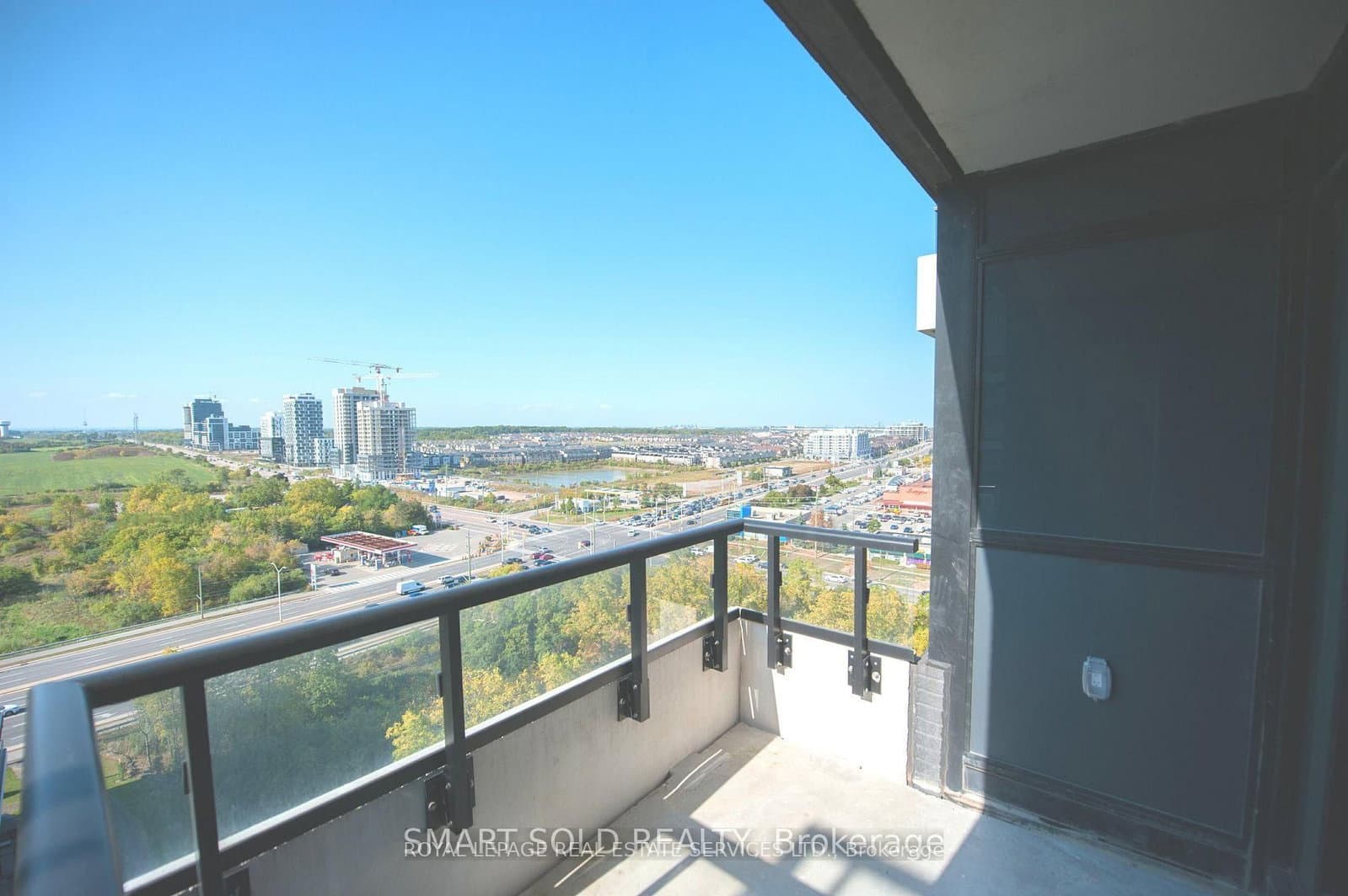 2485 Taunton Road, Unit 1126 thumbnail 11
