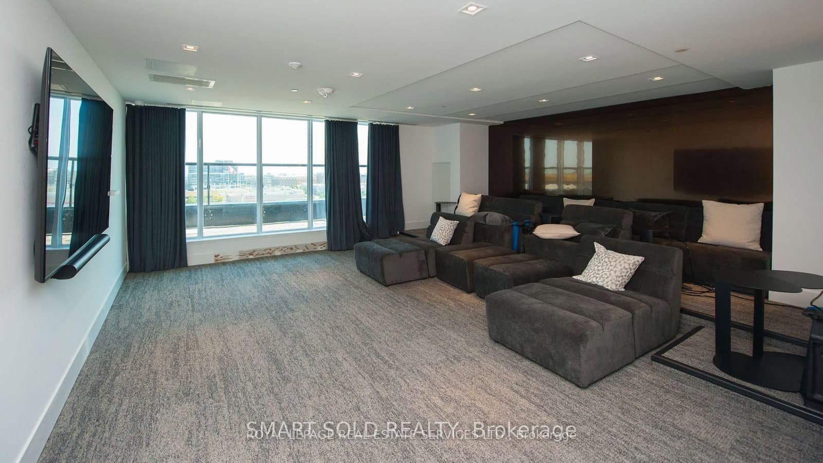 2485 Taunton Road, Unit 1126 thumbnail 12