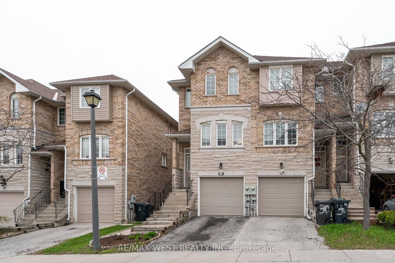 28 Shining Star Crescent - Image 1