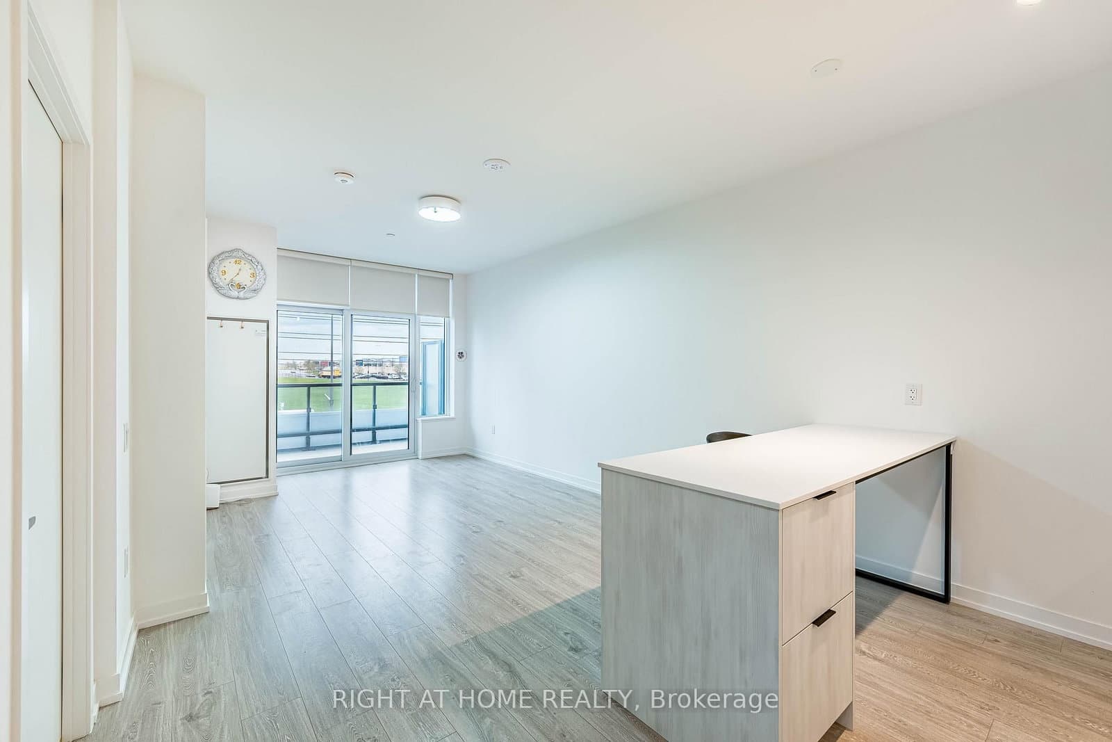2485 Eglinton Avenue W, Unit 418 thumbnail 3