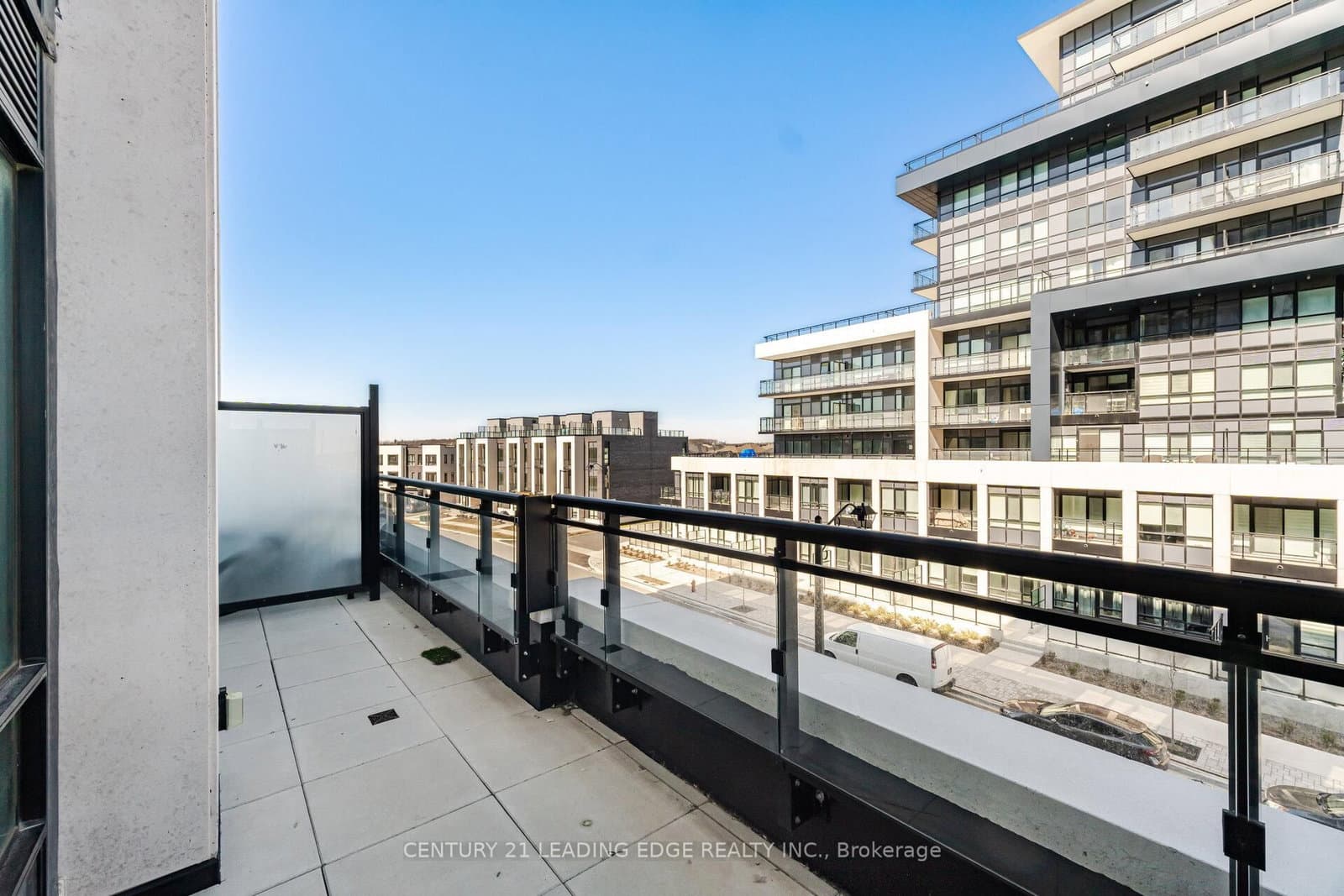 405 Dundas Street W, Unit 317 thumbnail 25