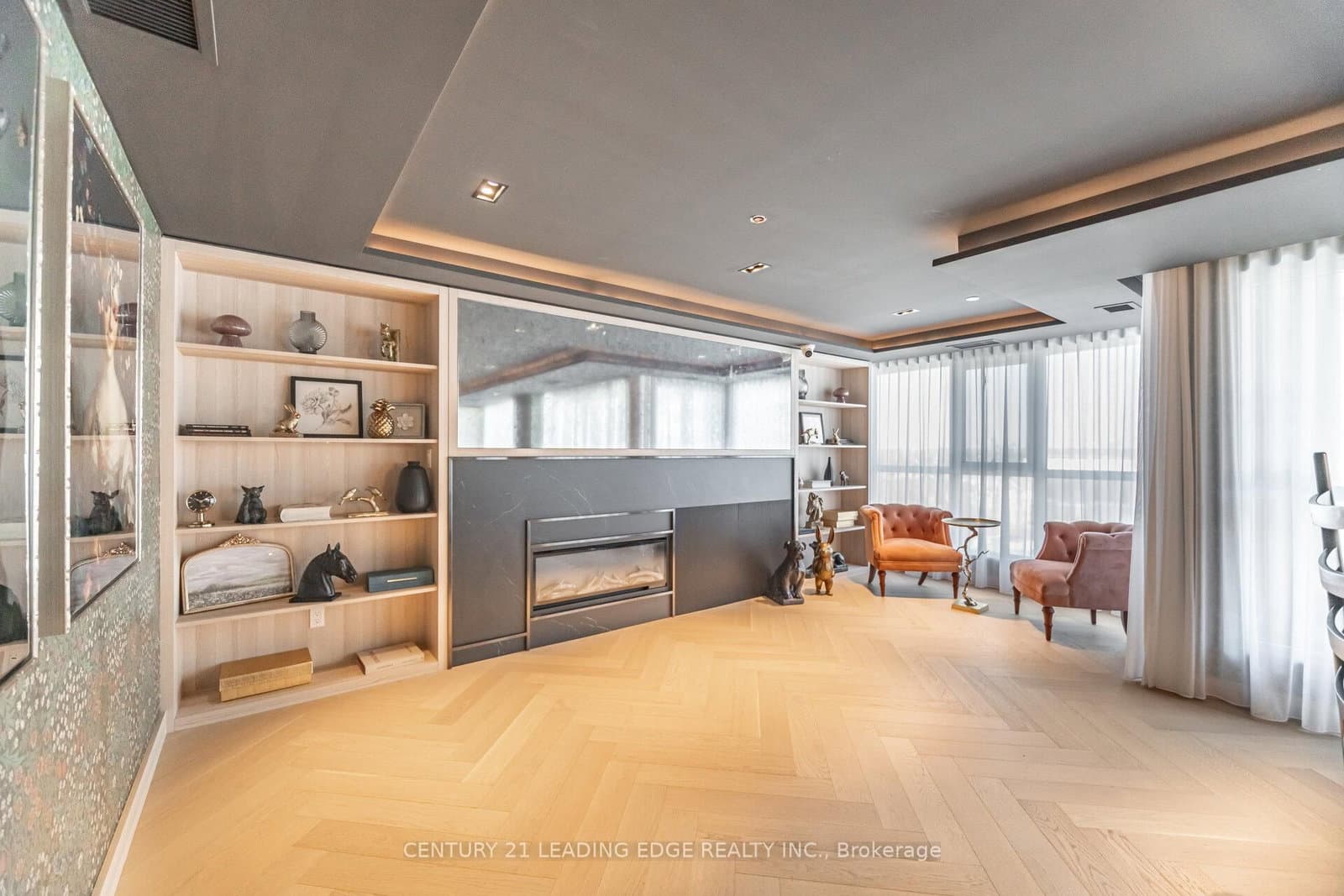 405 Dundas Street W, Unit 317 thumbnail 27