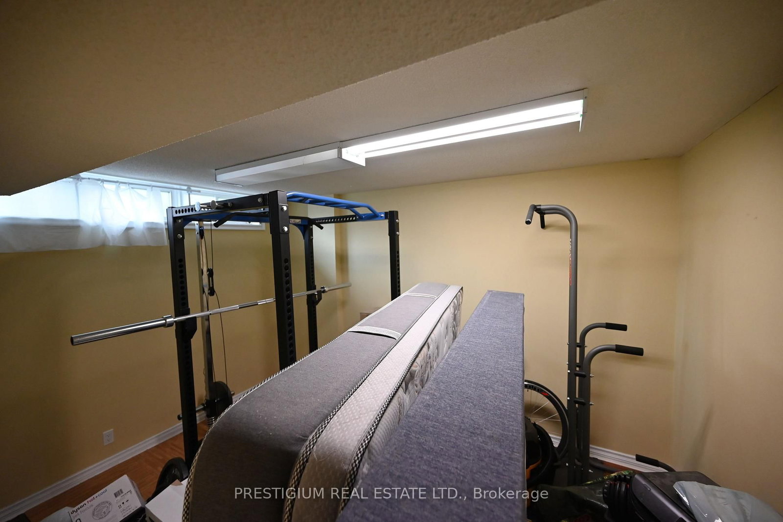 1412 Islington Avenue, Unit Basement thumbnail 15